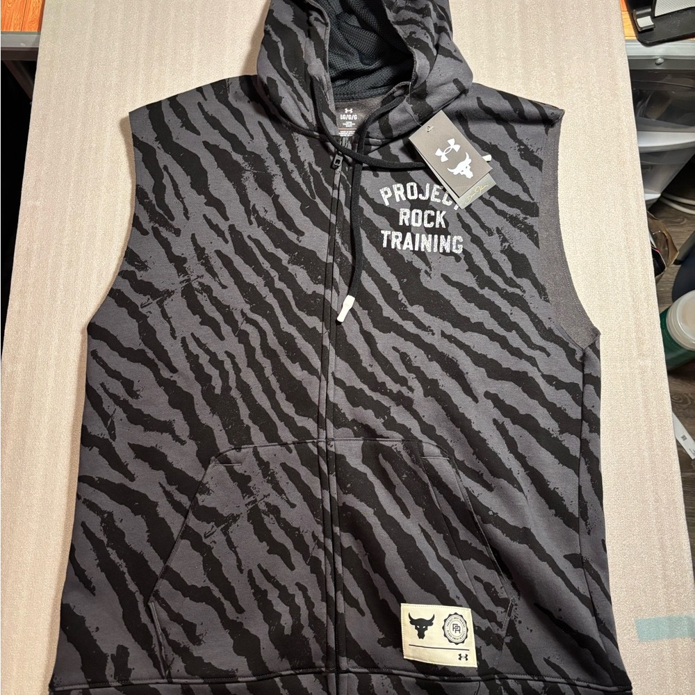 Under Armour Black and Gray Project Rock sleeveless Hoodie Sz L